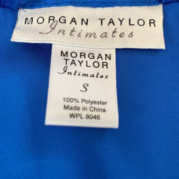 SOLD - Morgan Taylor Intimates Blue Robe Size S - Picture 7 of 7